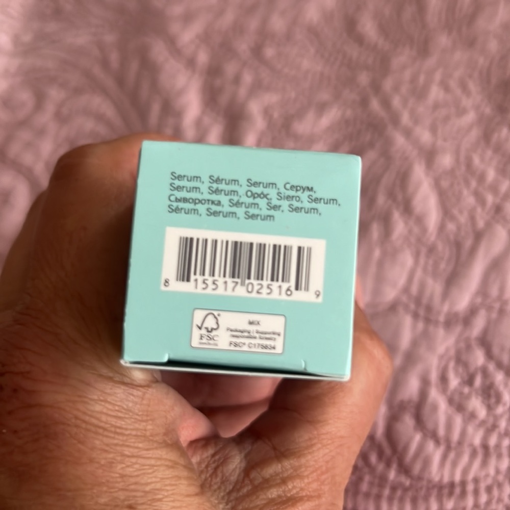 NEW!  First Aid Beauty 10% Vitamin C Brightening Serum - Picture 5 of 5